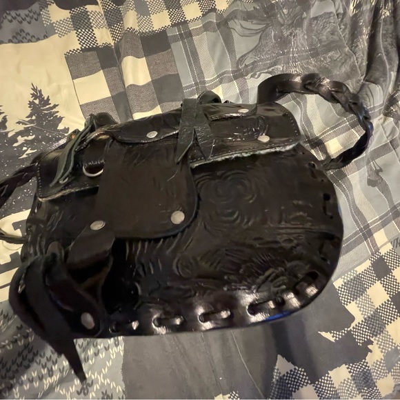Super cute saddle purse - Picture 6 of 9